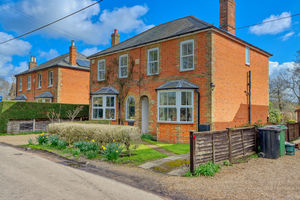 Photo 32- click for photo gallery